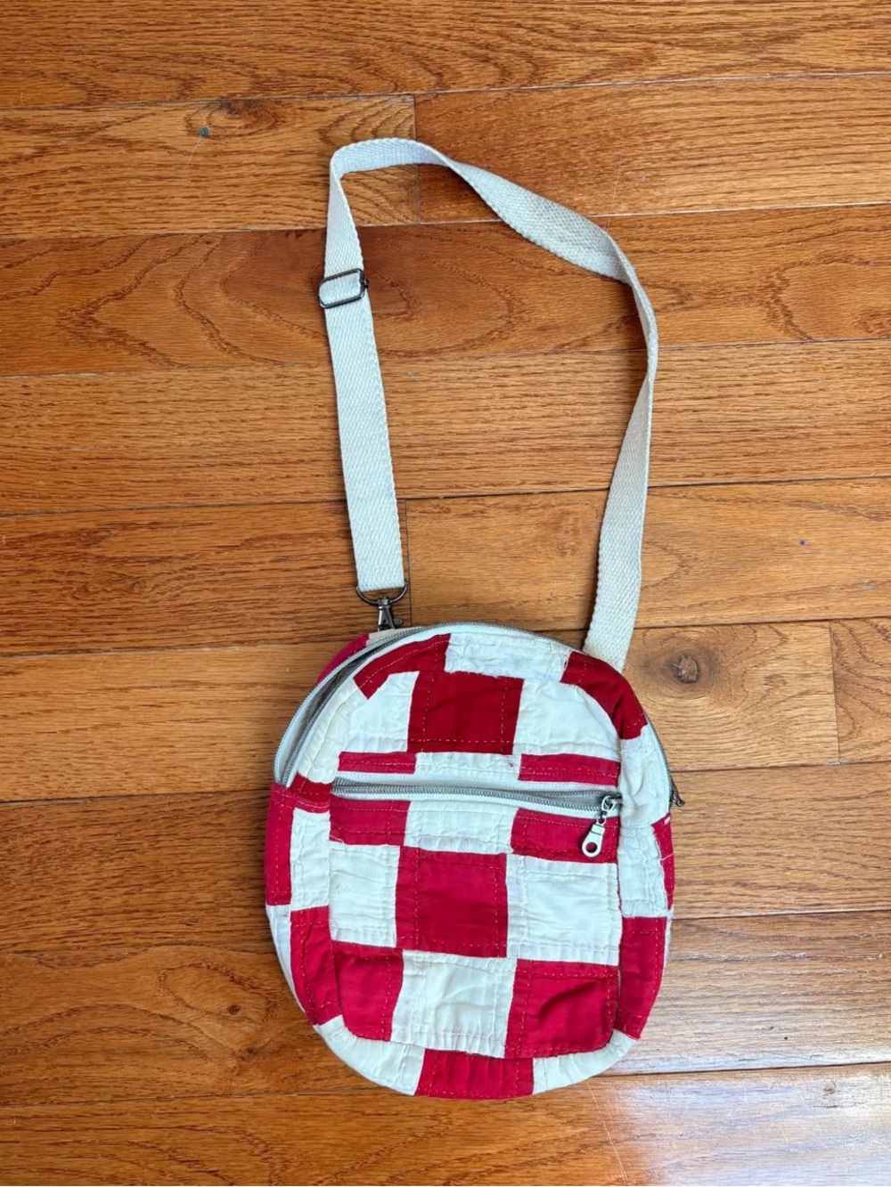Handmade quilted Checker Crossbody Bag - Red & White